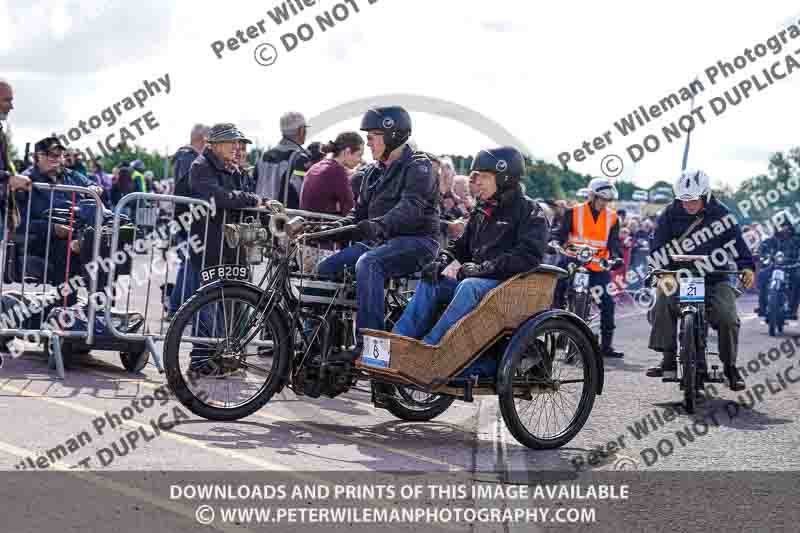 Vintage motorcycle club;eventdigitalimages;no limits trackdays;peter wileman photography;vintage motocycles;vmcc banbury run photographs